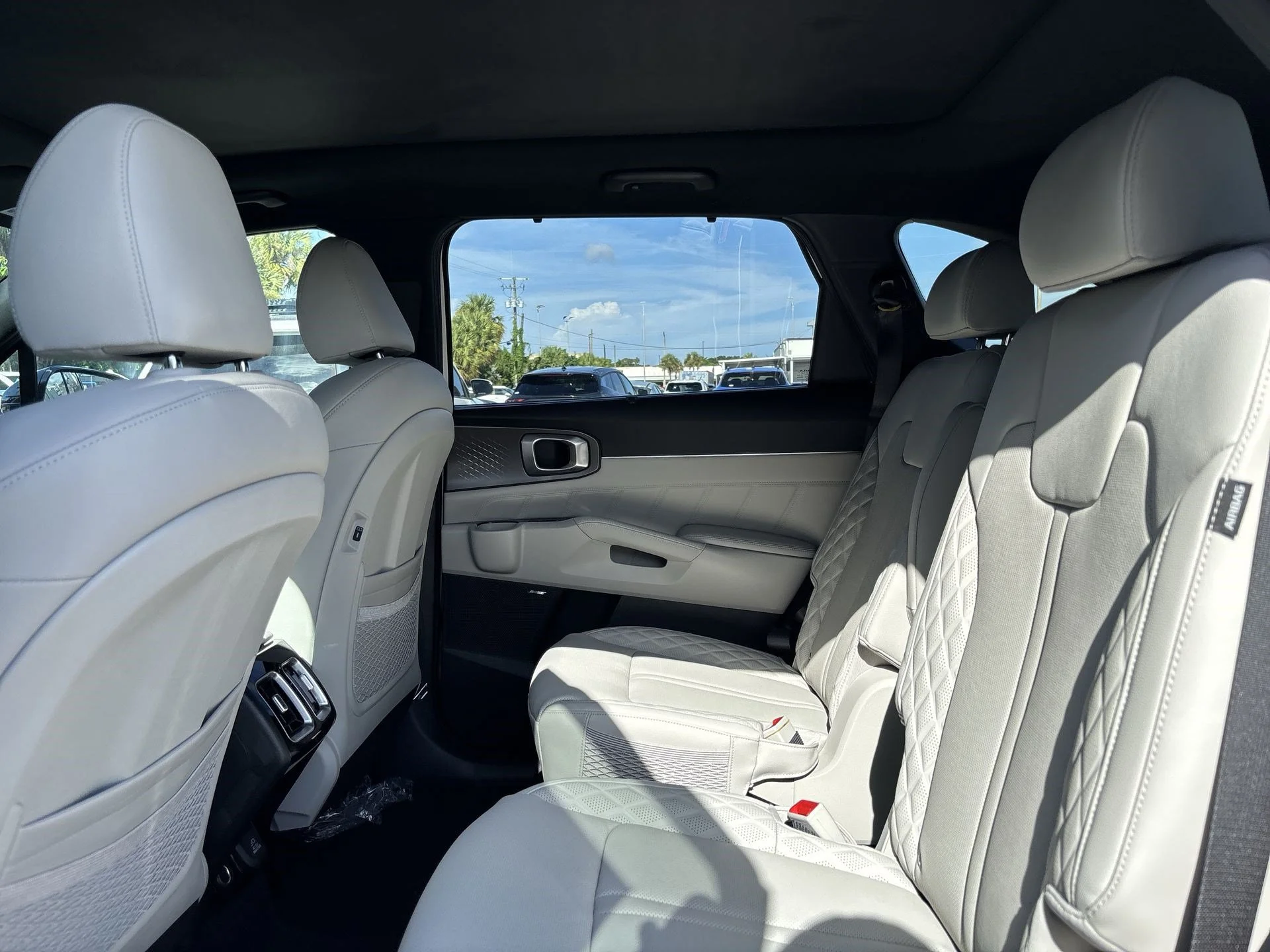 New 2026 Snow White Pearl Kia X-Line SX Prestige AWD image 22