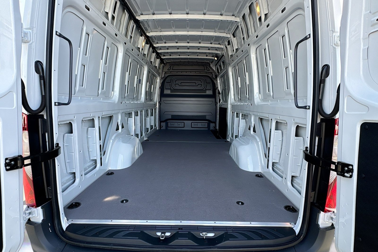 New 2026 Arctic White Mercedes-Benz  image 21