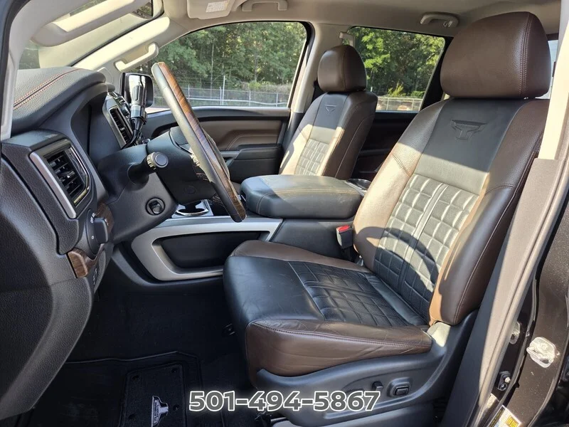 Used 2017 Magnetic Black NISSAN PLATINUM RESERVE image 9