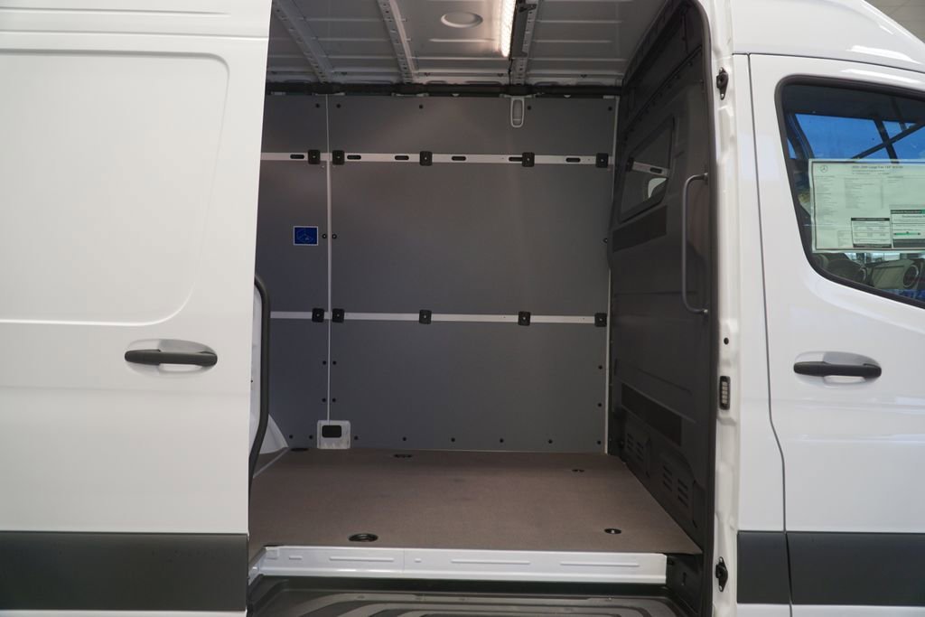 New 2026 Arctic White Mercedes-Benz Cargo 144 WB image 25