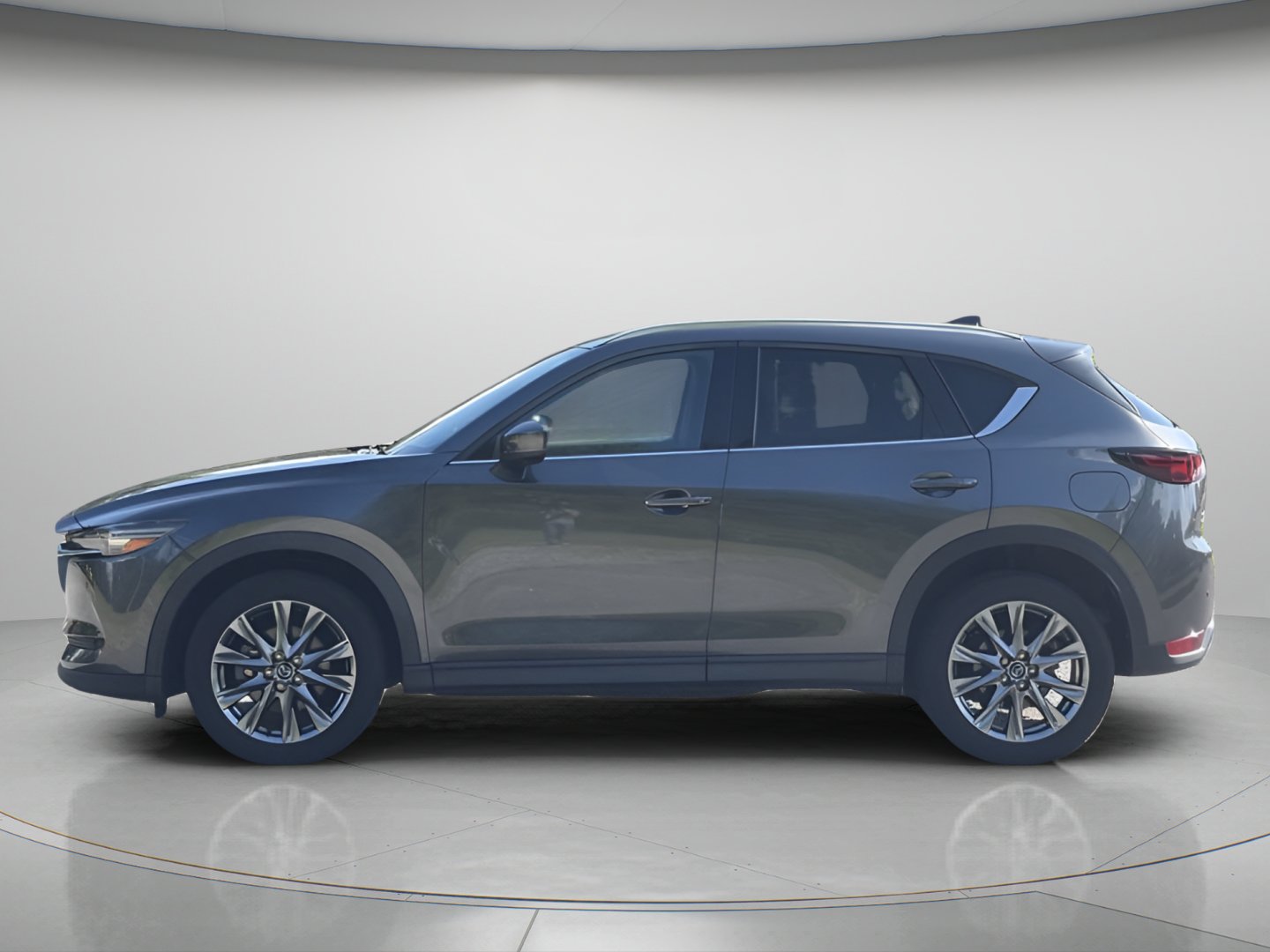 Used 2021 Machine Gray Metallic Mazda Signature image 3