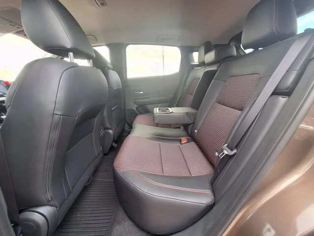 New 2026 Canyon Bronze Metallic Nissan SR image 24