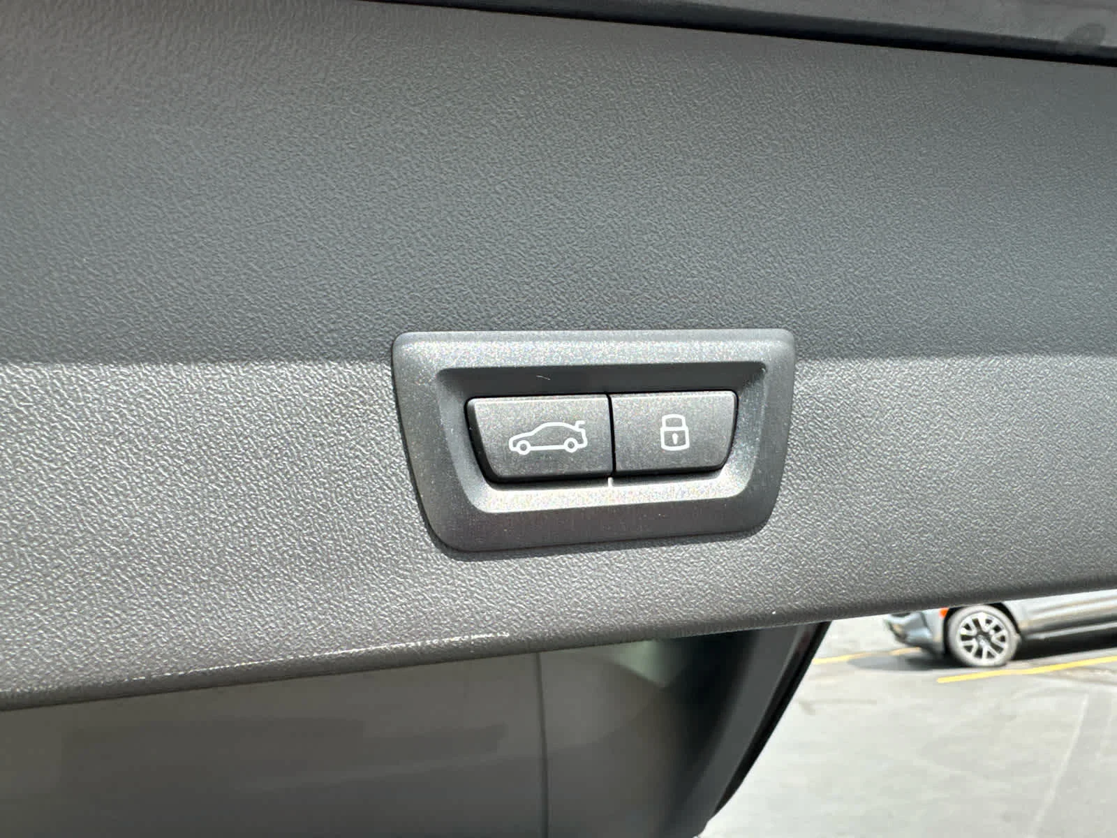 2025 BMW X3 30 - Photo 17