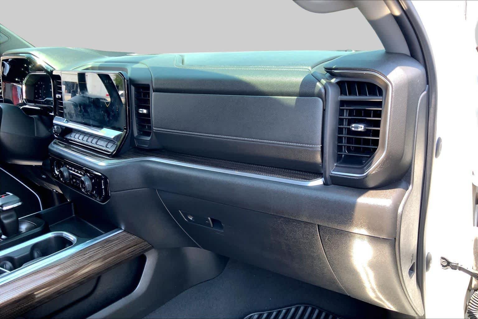 Used 2023 Summit White Chevrolet RST image 16