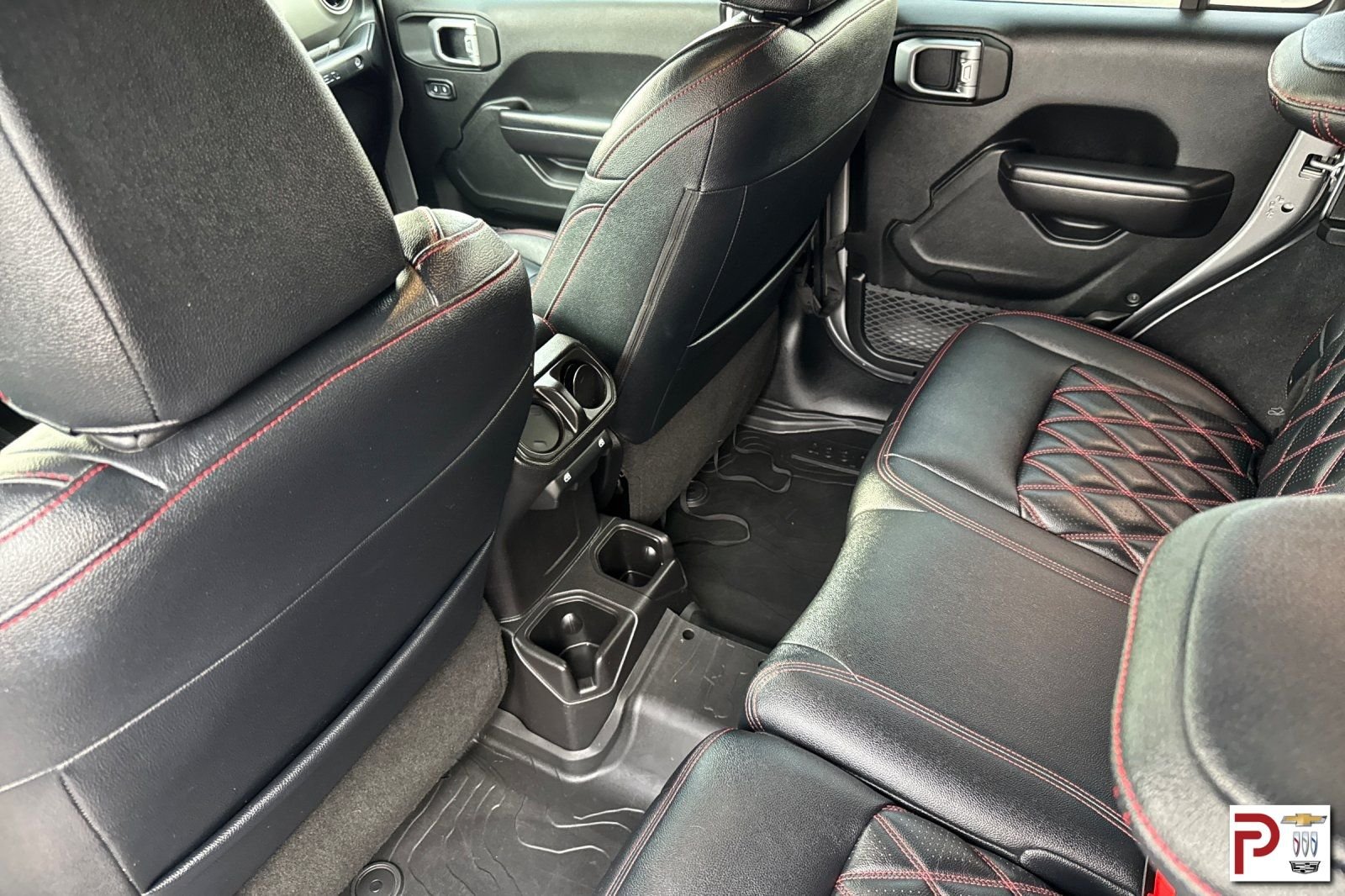 Used 2019 Silver Jeep Unlimited Sport S image 14