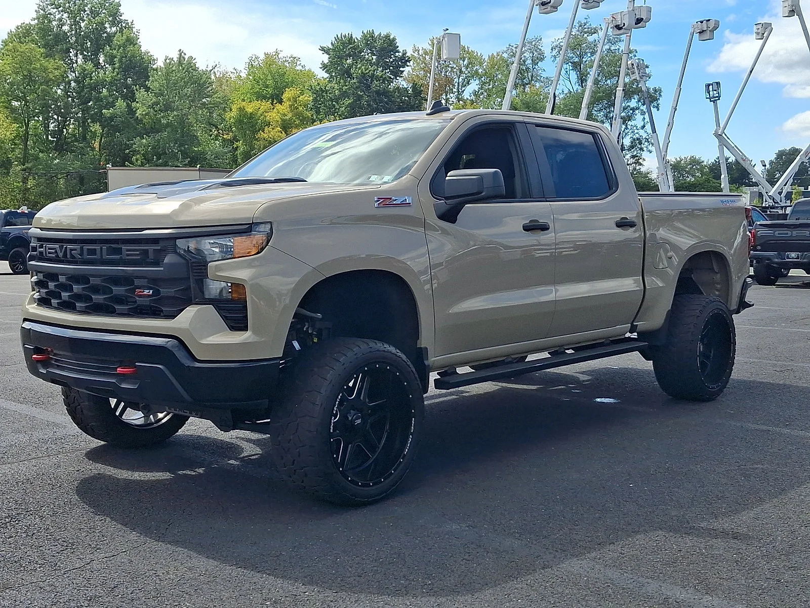 Used 2022 Sand Dune Metallic Chevrolet Custom Trail Boss image 5