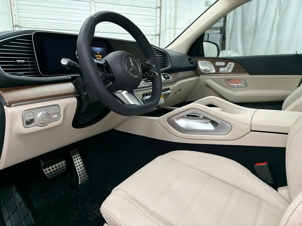New 2026 White Mercedes-Benz GLS 450 image 12