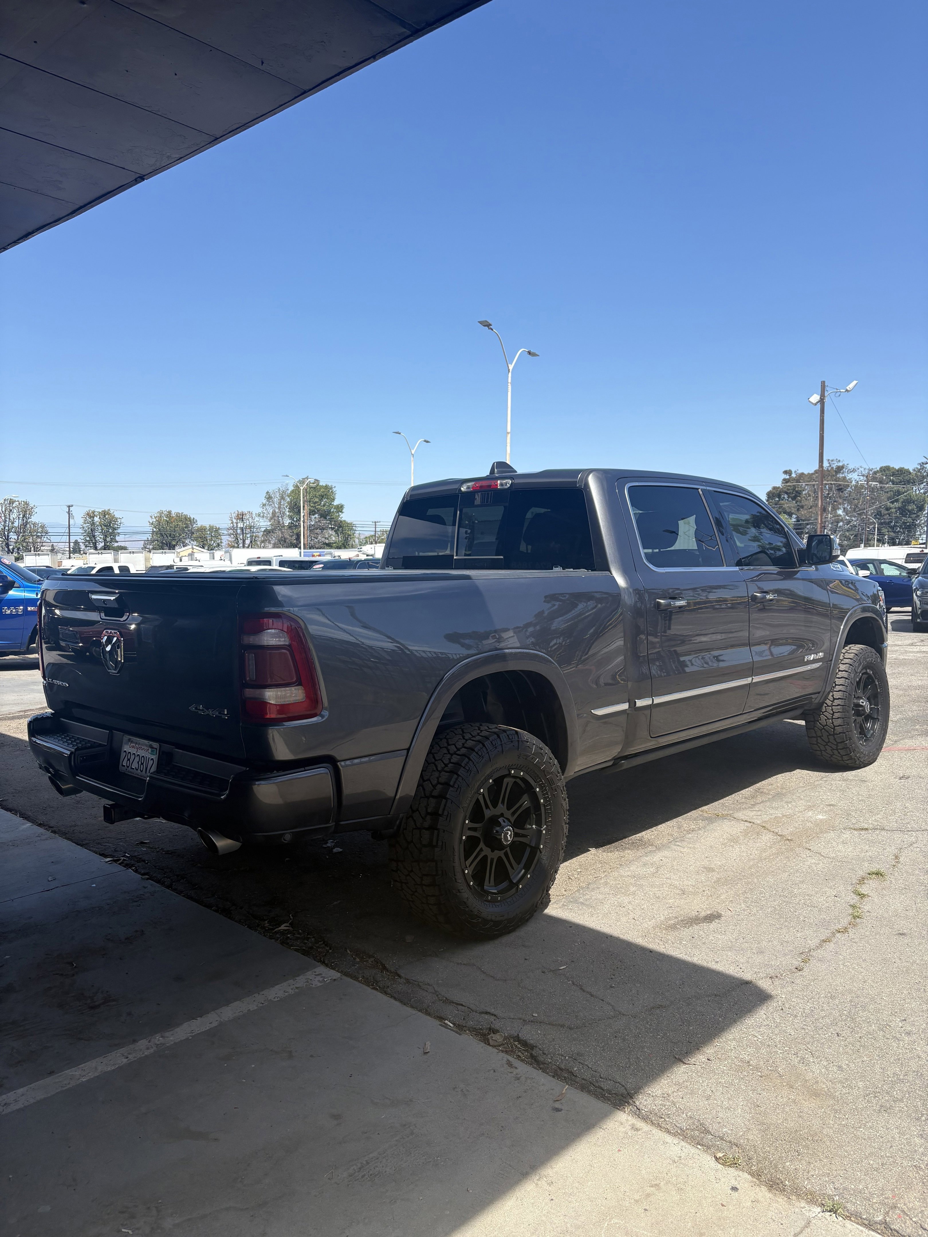 Used 2019 Granite Crystal Metallic Clearcoat Ram Limited image 4