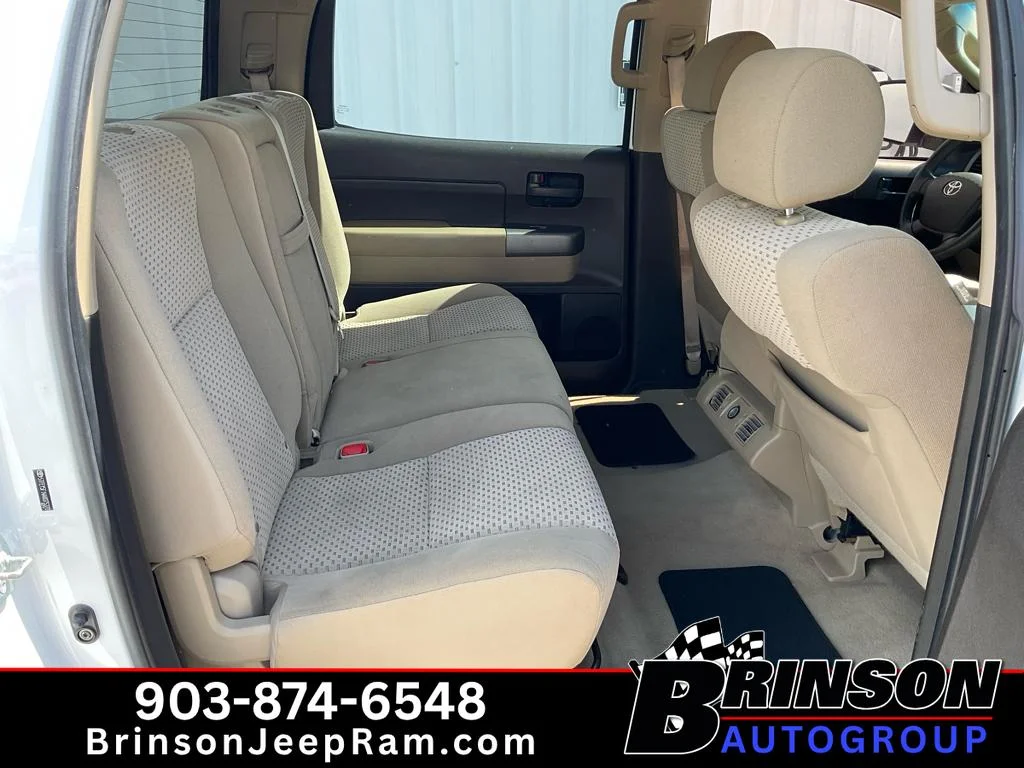 Used 2010 Super White Toyota Grade 5.7L V8 (A6) image 20