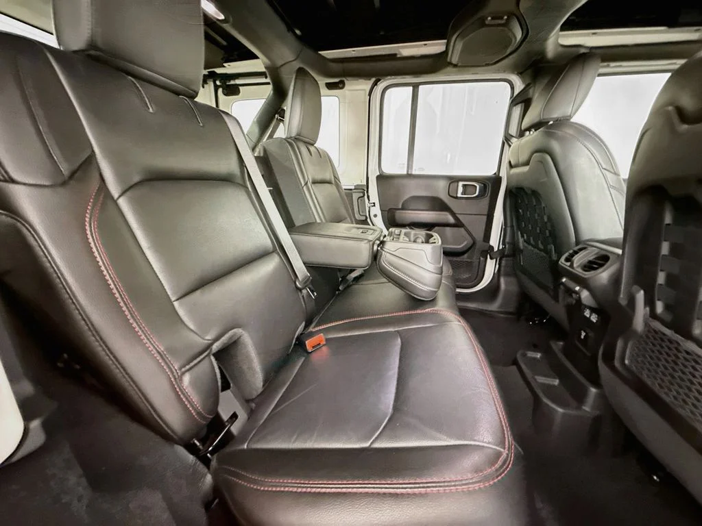 Used 2021 White Jeep Unlimited Rubicon image 28