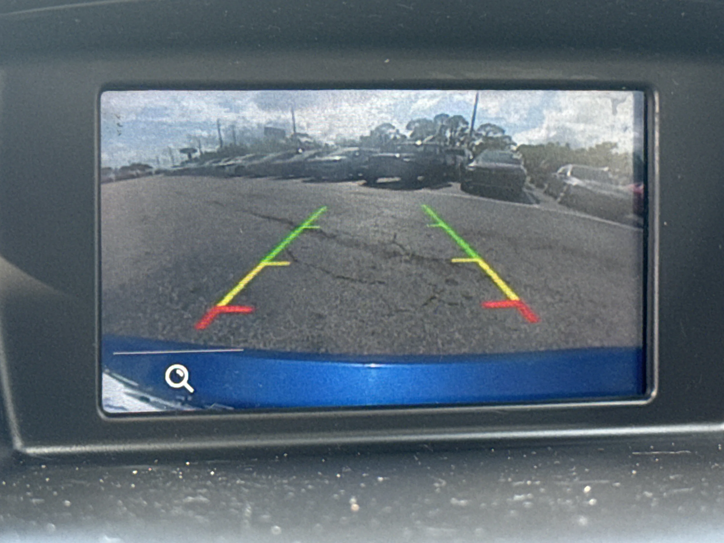 Used 2018 Lightning Blue Metallic Ford SE image 30
