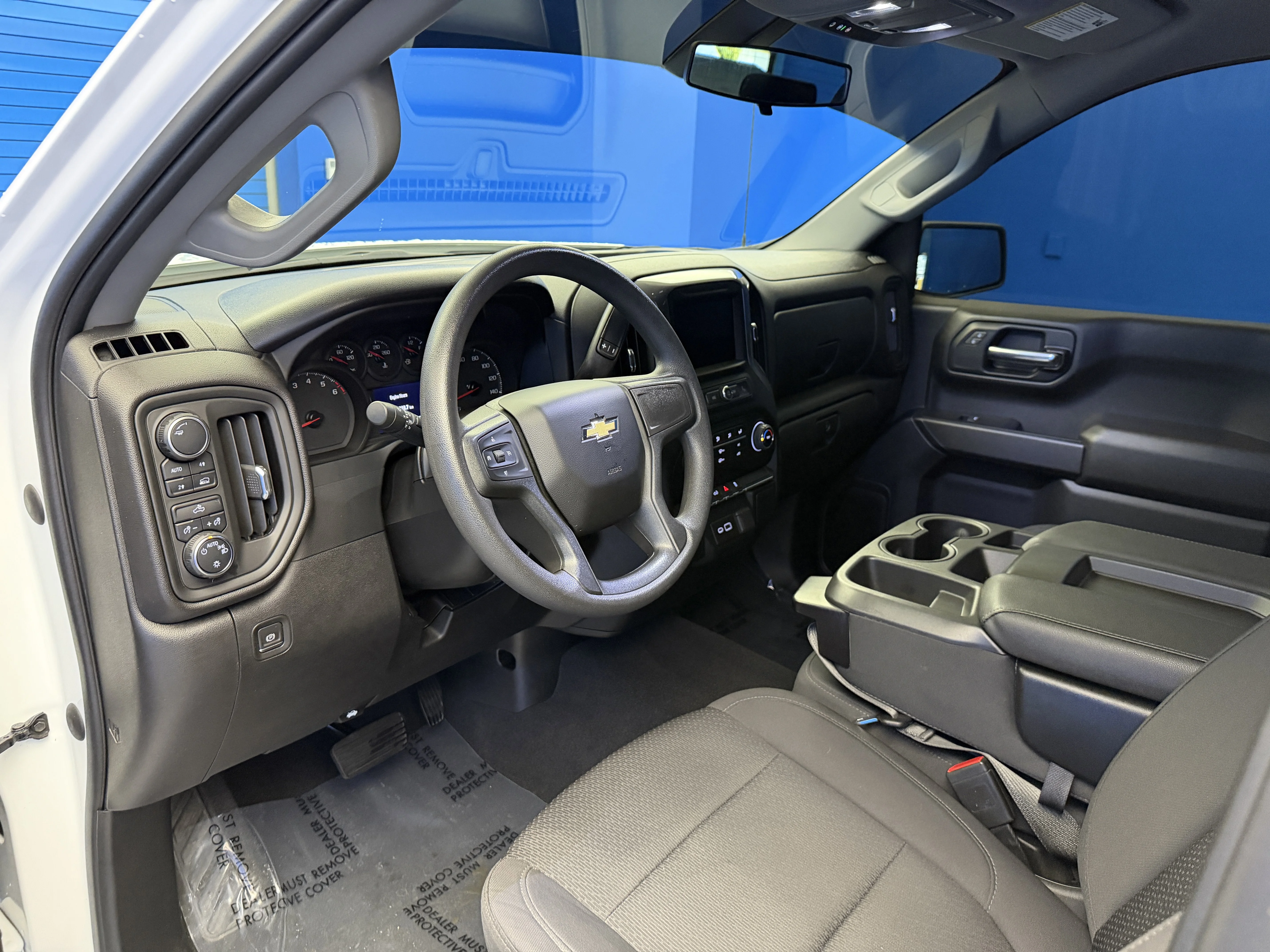 Used 2022 Summit White Chevrolet Custom image 11