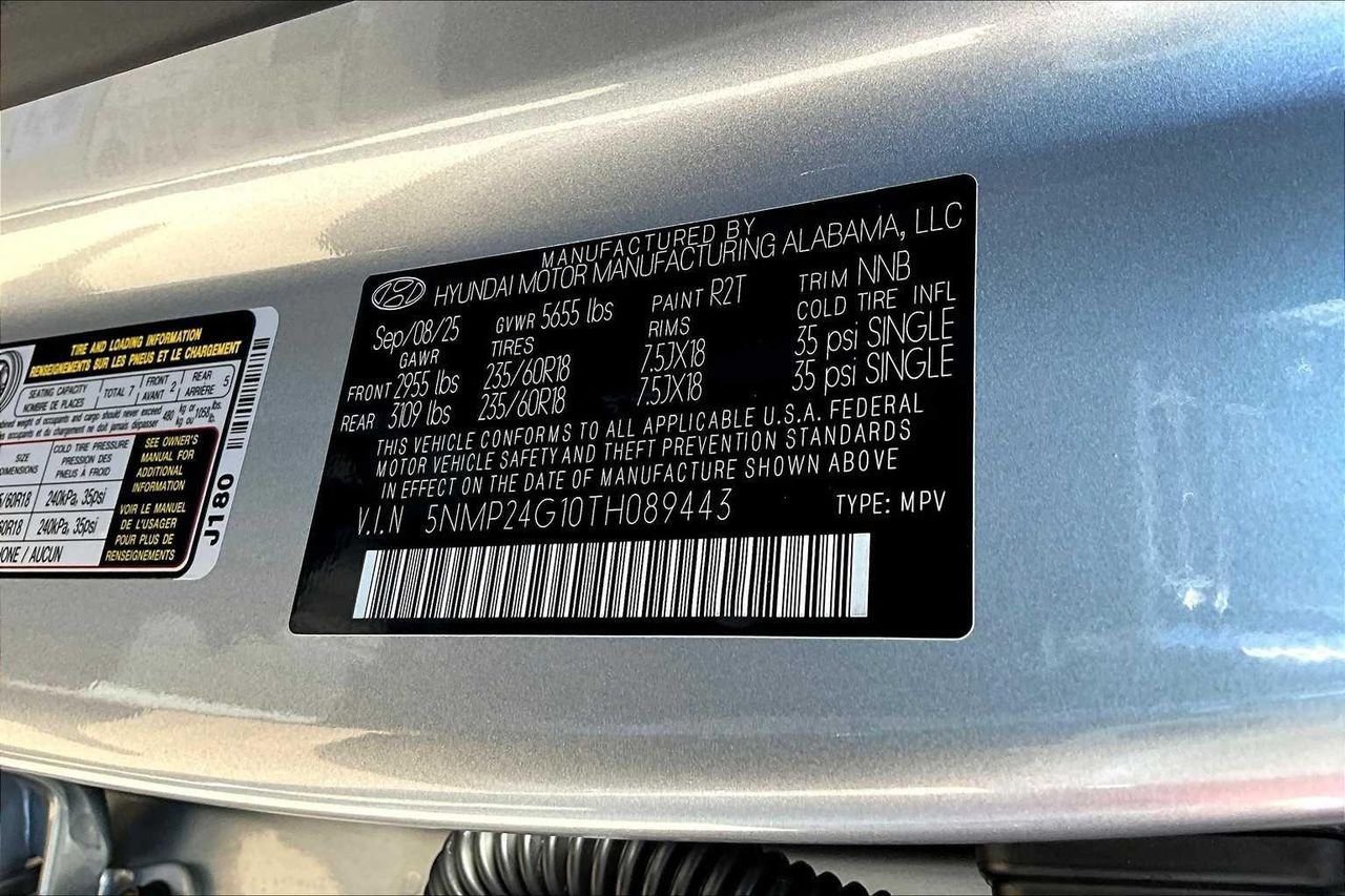New 2026 Shimmering Silver Hyundai SEL image 19