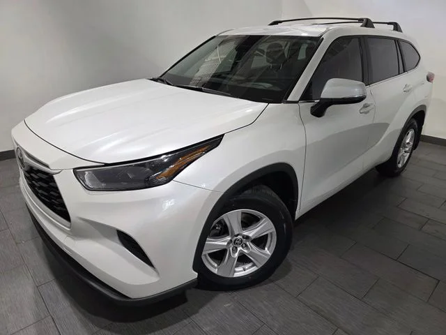 Used 2023 Beige Toyota L image 1