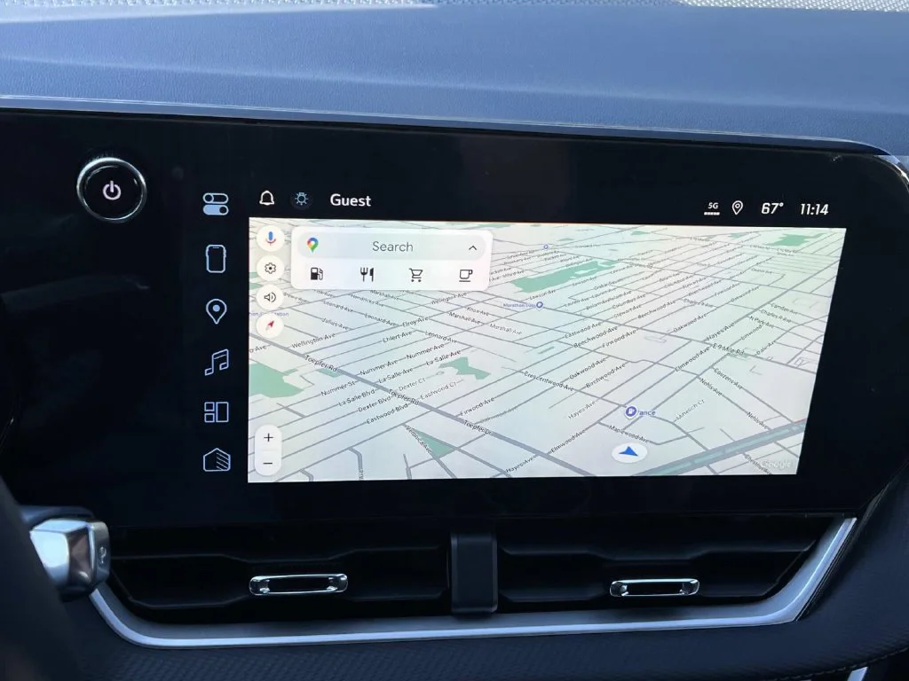 New 2027 Lakeshore Blue Metallic Chevrolet LT image 17