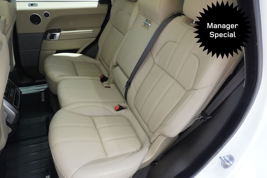 Used 2016 White Land Rover 3.0L V6 Supercharged HSE image 30