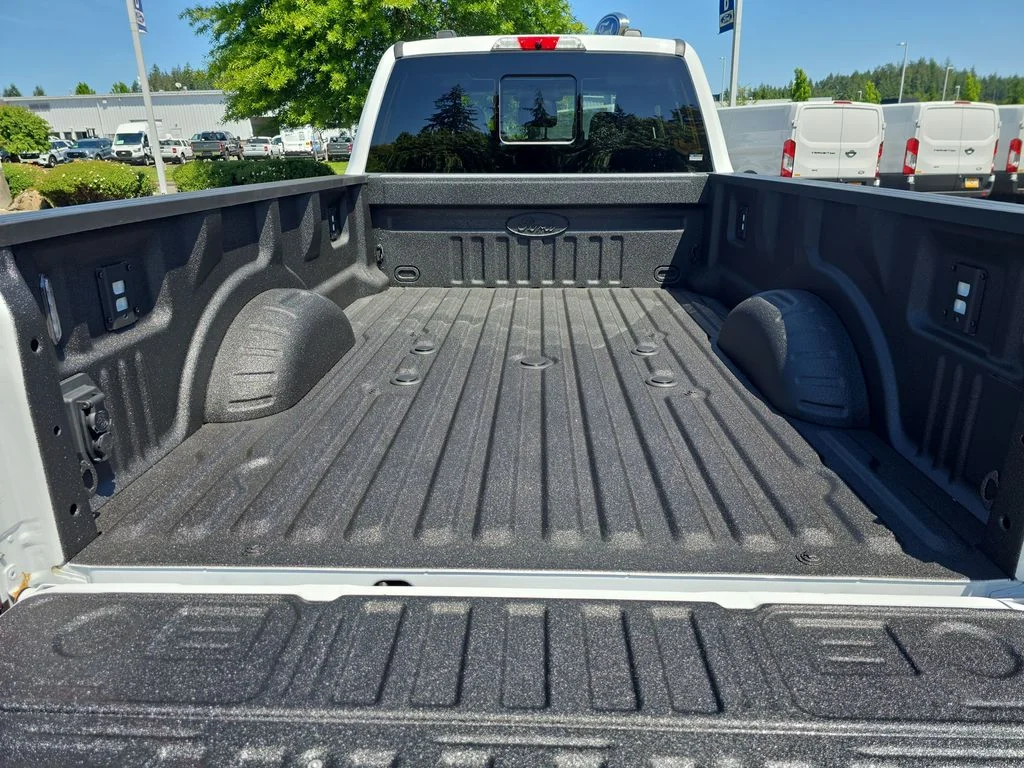 New 2026 White Ford Lariat image 29