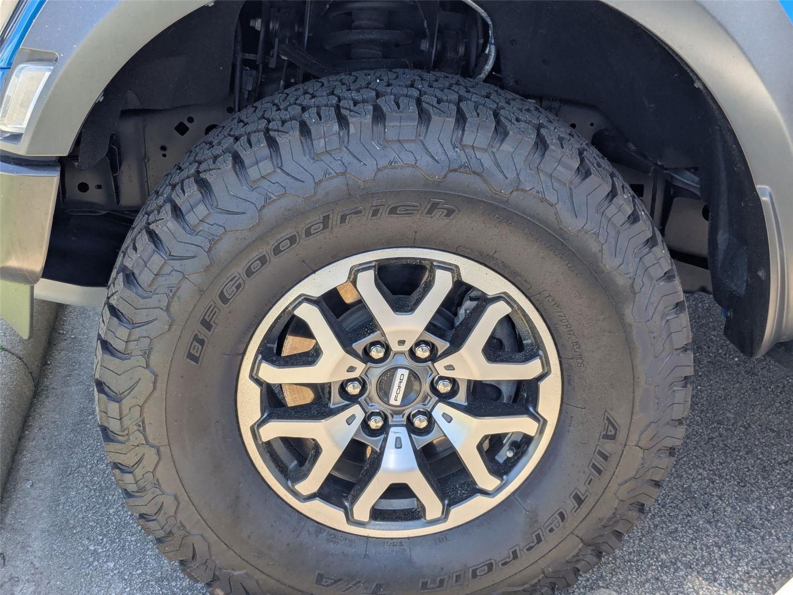 Used 2021 Velocity Blue Metallic Ford Raptor image 10