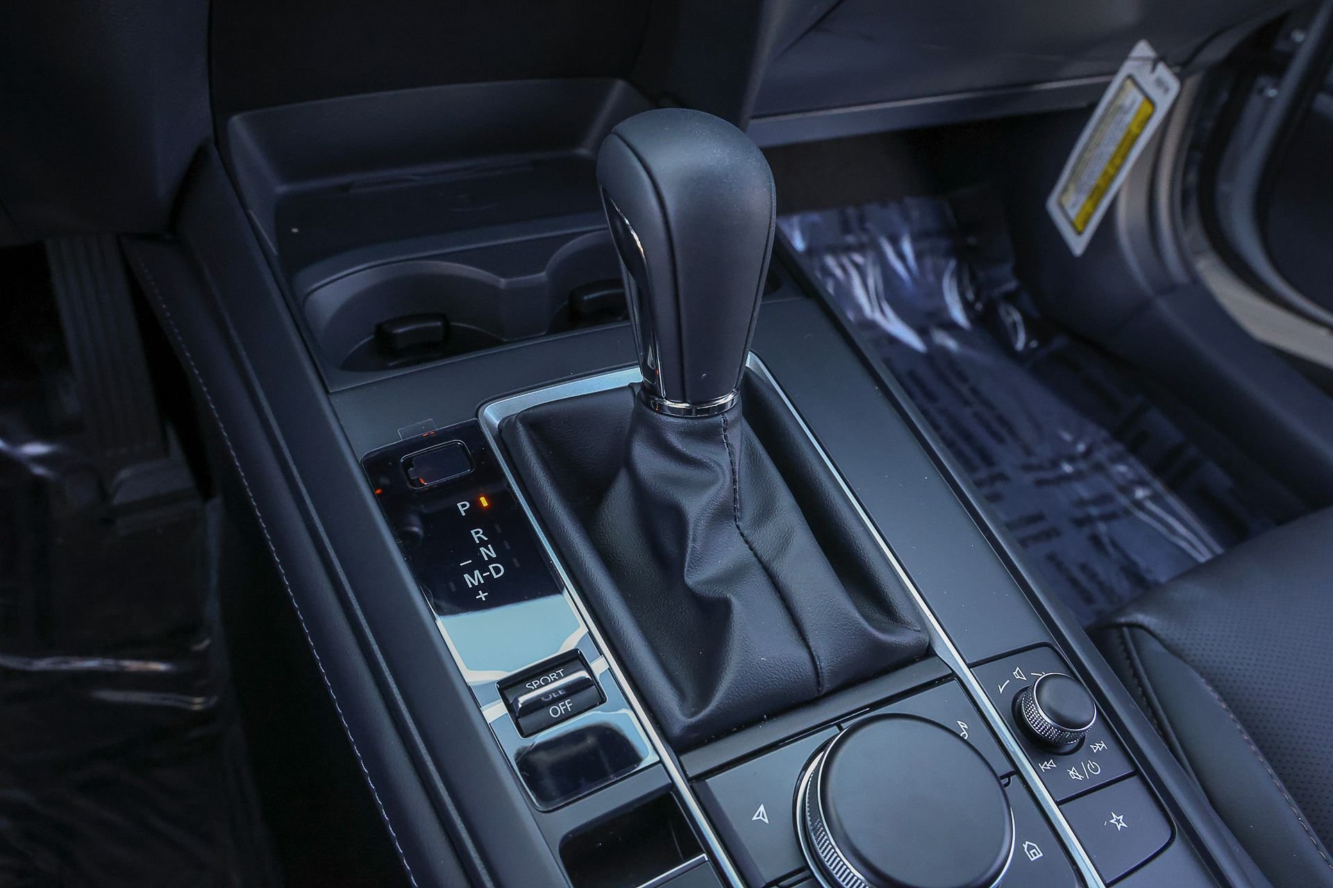 2026 Mazda CX-30 Premium - Photo 17