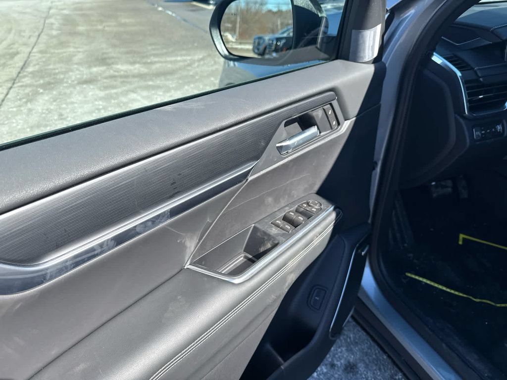 2026 GMC Acadia Elevation - Photo 14