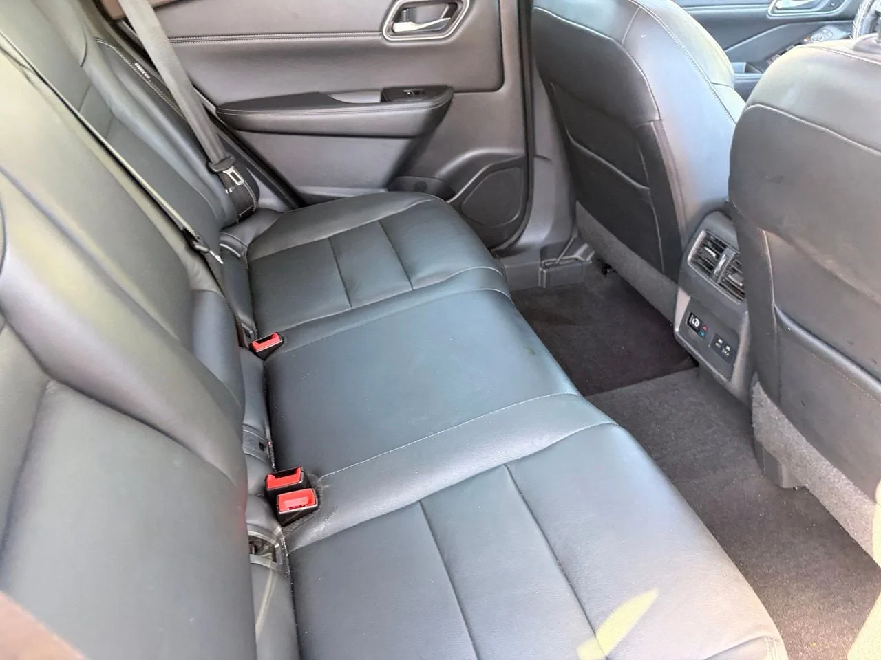 Used 2021 Super Black Nissan SL image 14