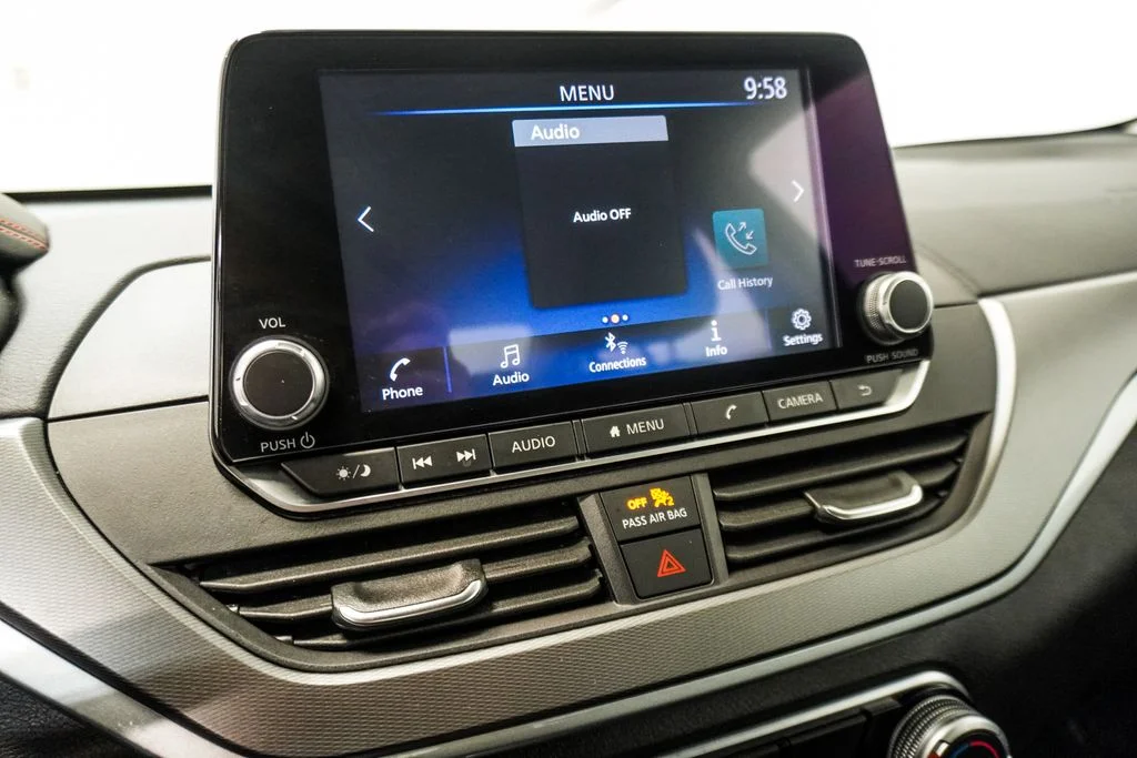 Used 2025 Gray Nissan 2.5 SR image 25