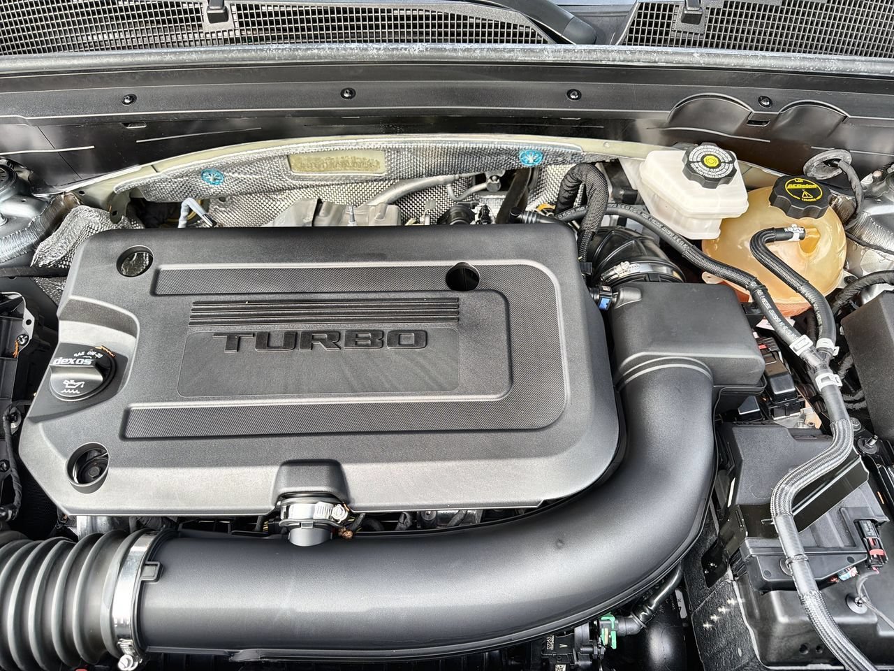 Used 2025 Moonstone Gray Metallic Buick Sport Touring image 25