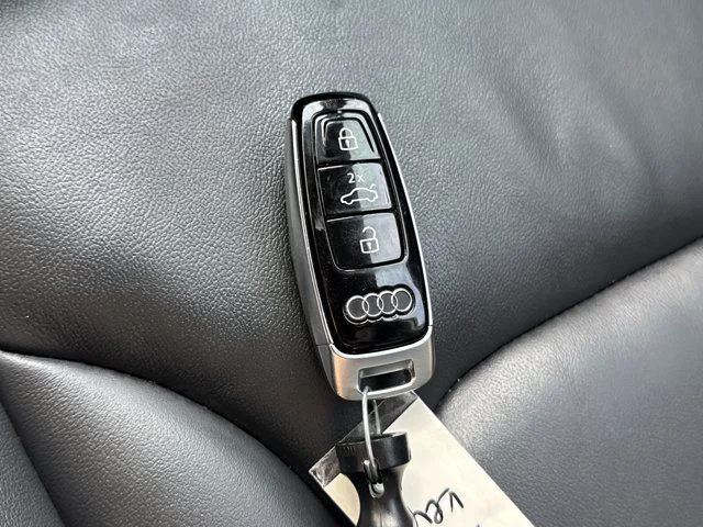 Used 2022  Audi 55 Premium Plus image 36