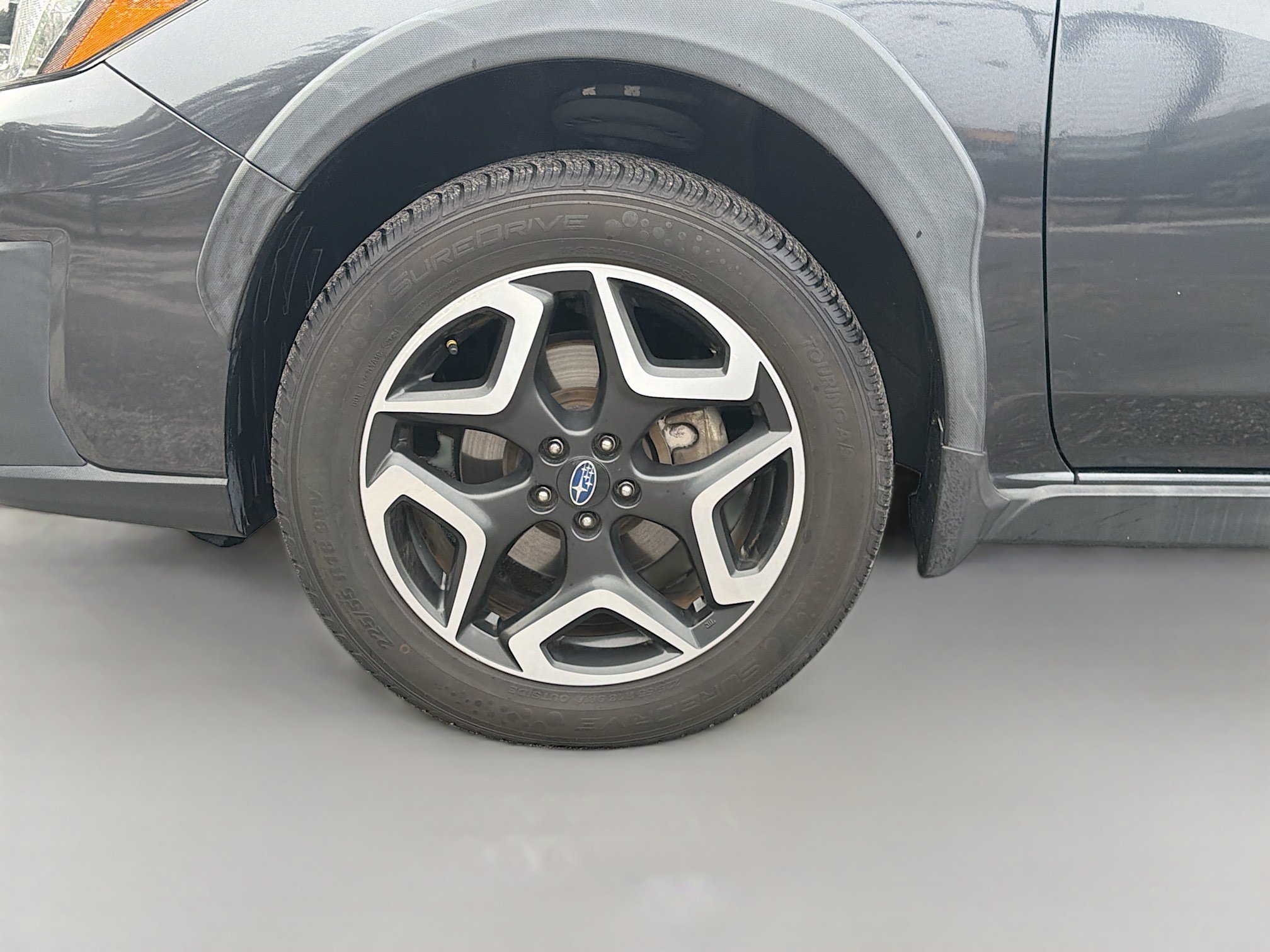 Used 2019 Dark Gray Metallic Subaru Limited image 41