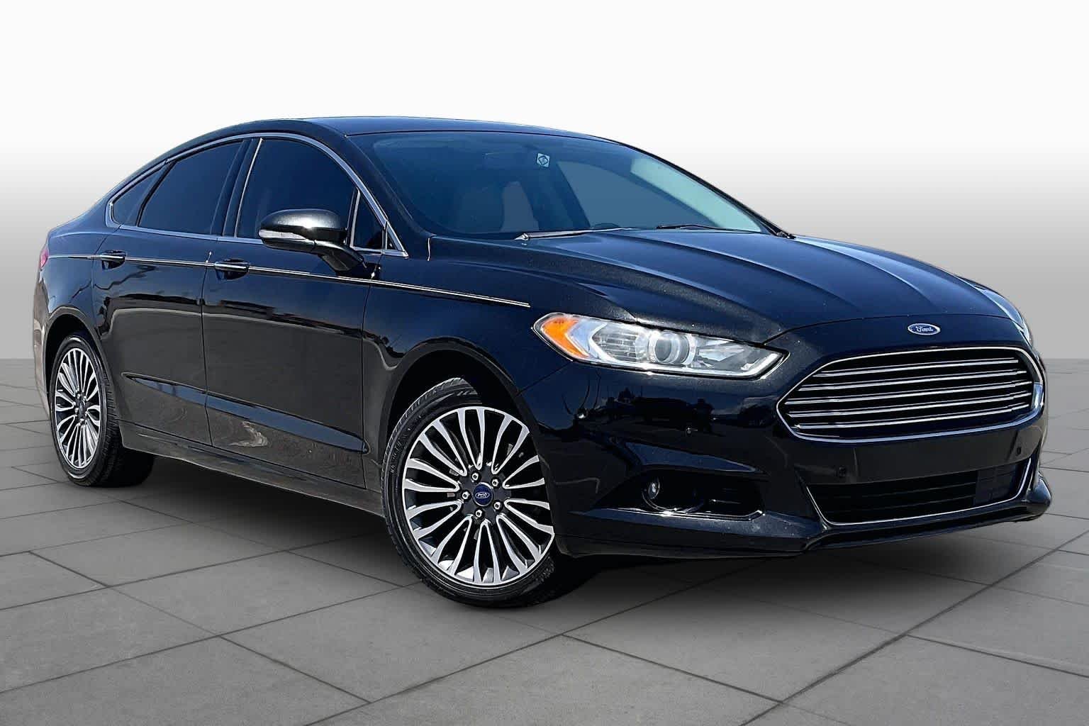 Used 2015 Tuxedo Black Ford Titanium image 3