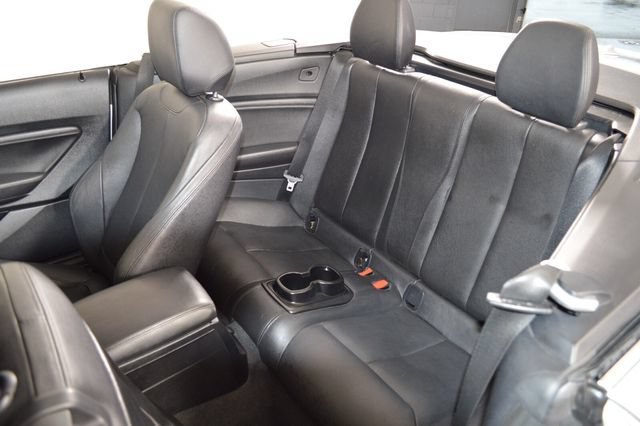 Used 2016 Silver BMW xDrive image 32