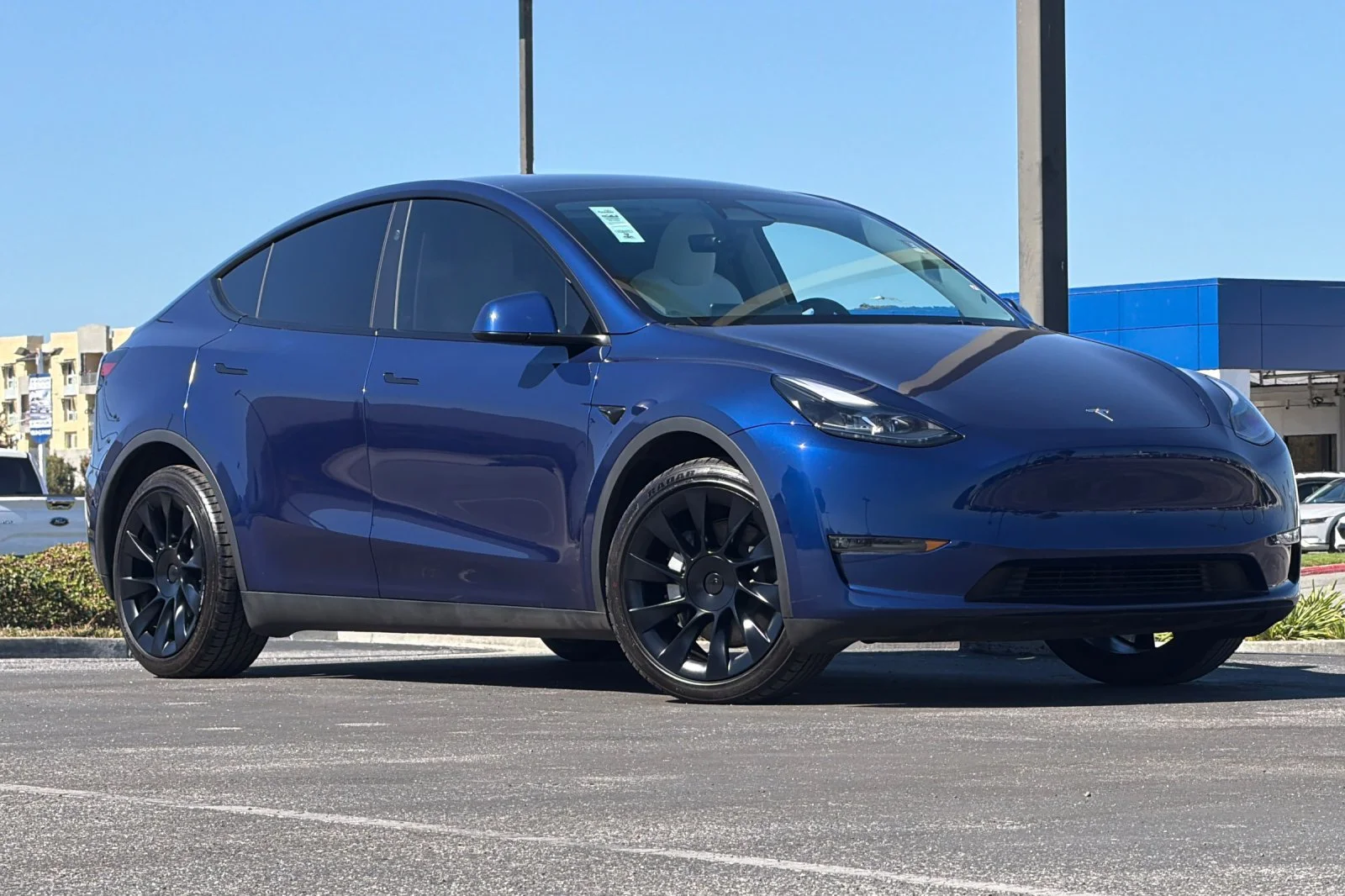 Used 2023 Blue Tesla Long Range image 2