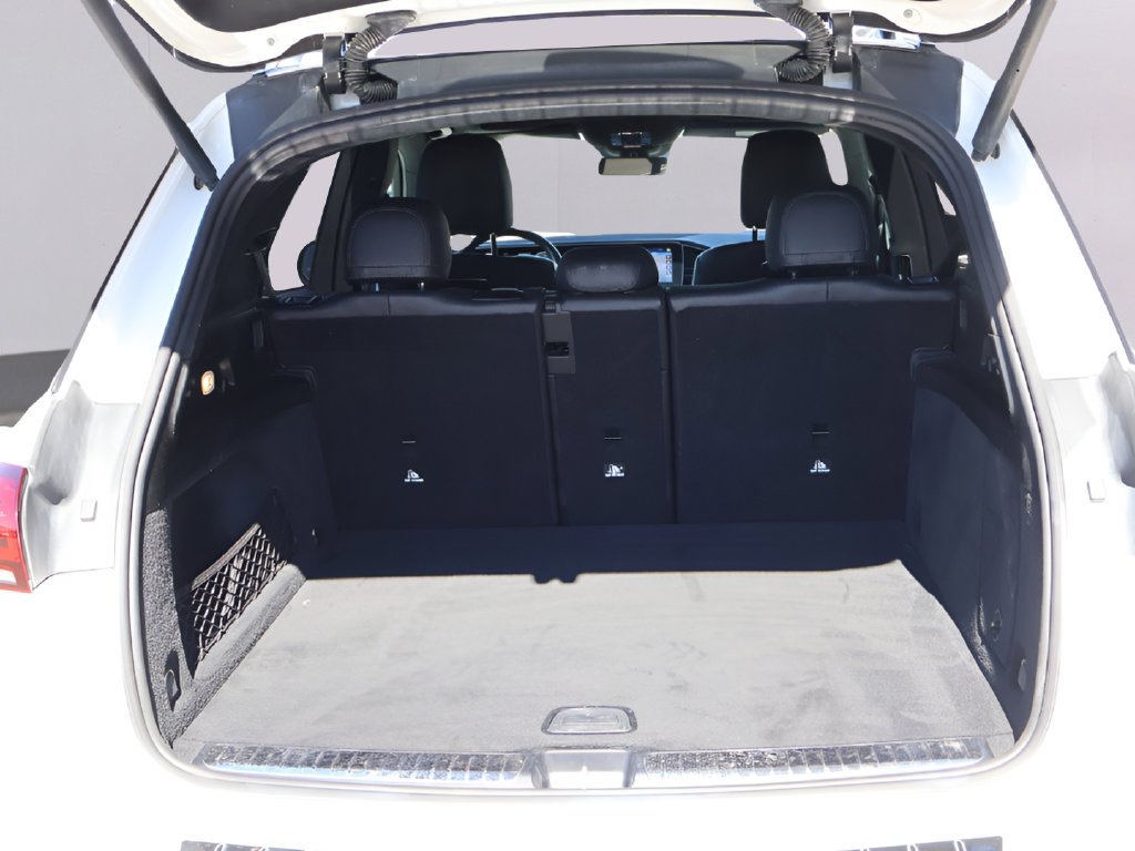 Used 2020 Polar White Mercedes-Benz GLE 350 image 17