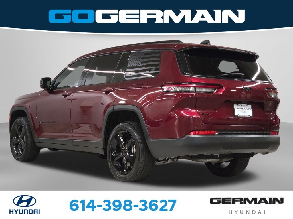 Used 2024 Red Jeep Altitude X image 10