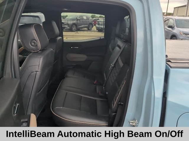 Used 2025 Glacier Metallic GMC Denali image 13