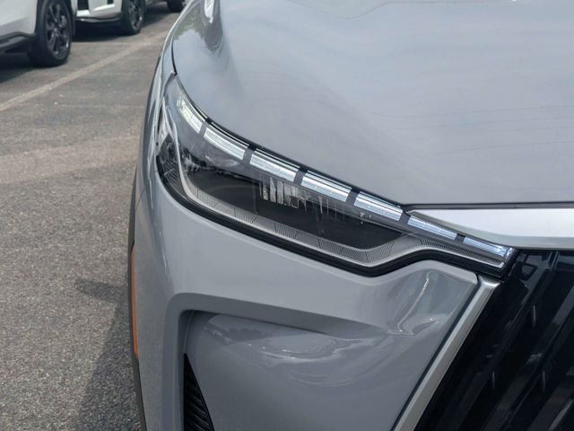 Used 2027 Gray INFINITI LUXE image 9