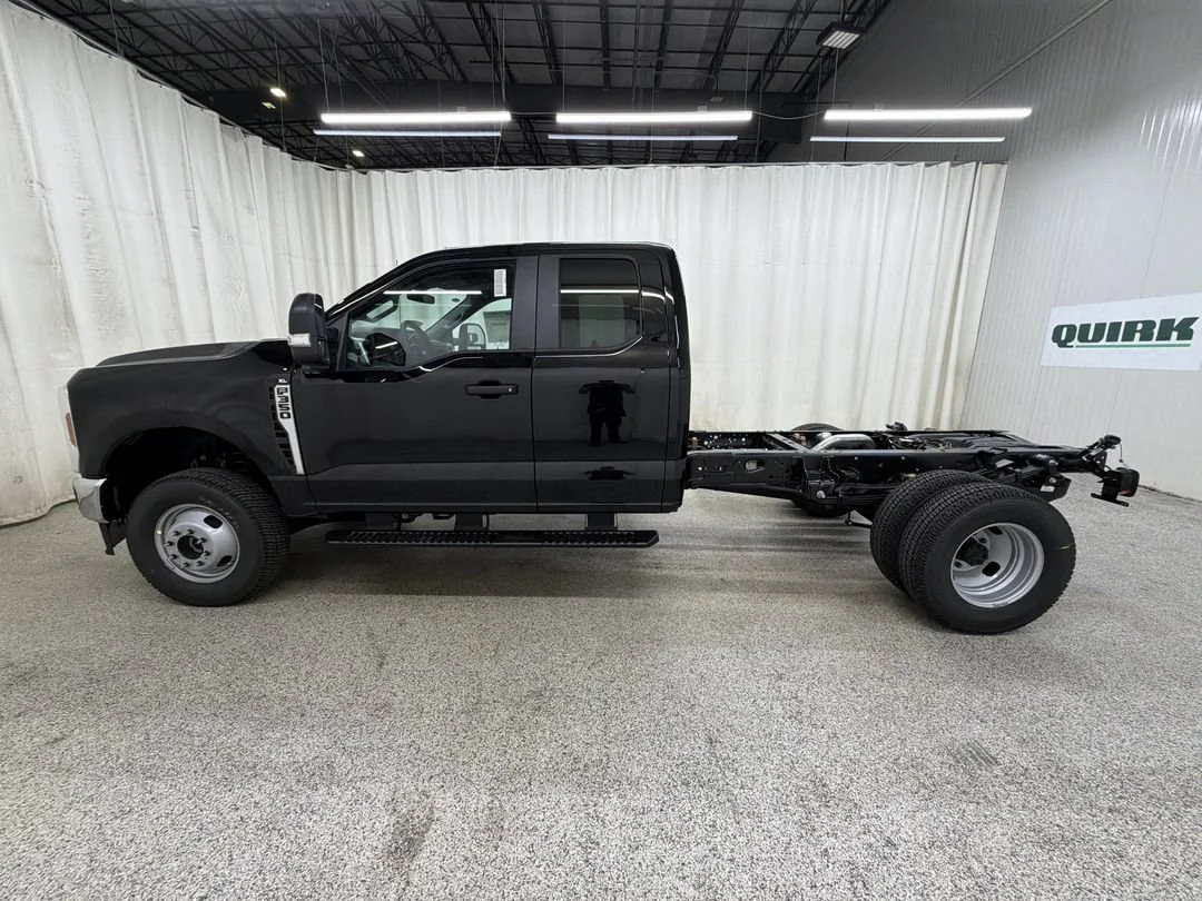 New 2026 Agate Black Metallic Ford F-350® XL image 6