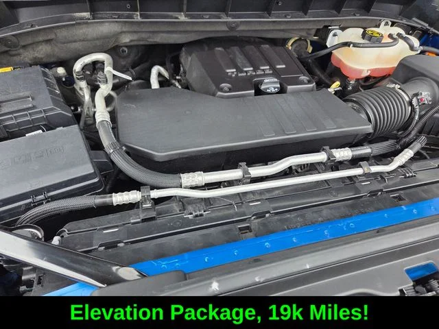 Used 2023 Blue GMC Elevation image 18