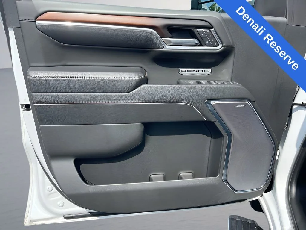 Used 2024 Summit White GMC Denali image 31