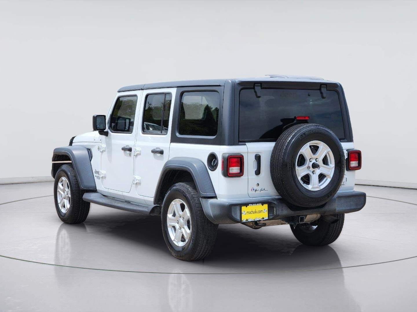 Certified Used 2020 Bright White Clearcoat Jeep Sport S image 4