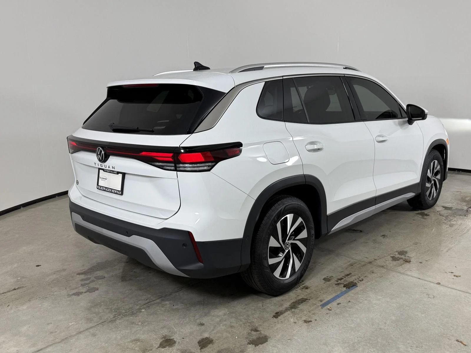 New 2026 Pure White Volkswagen S image 5