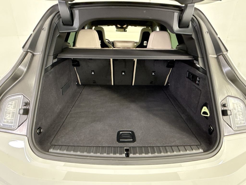 2026 BMW iX 60 - Photo 27