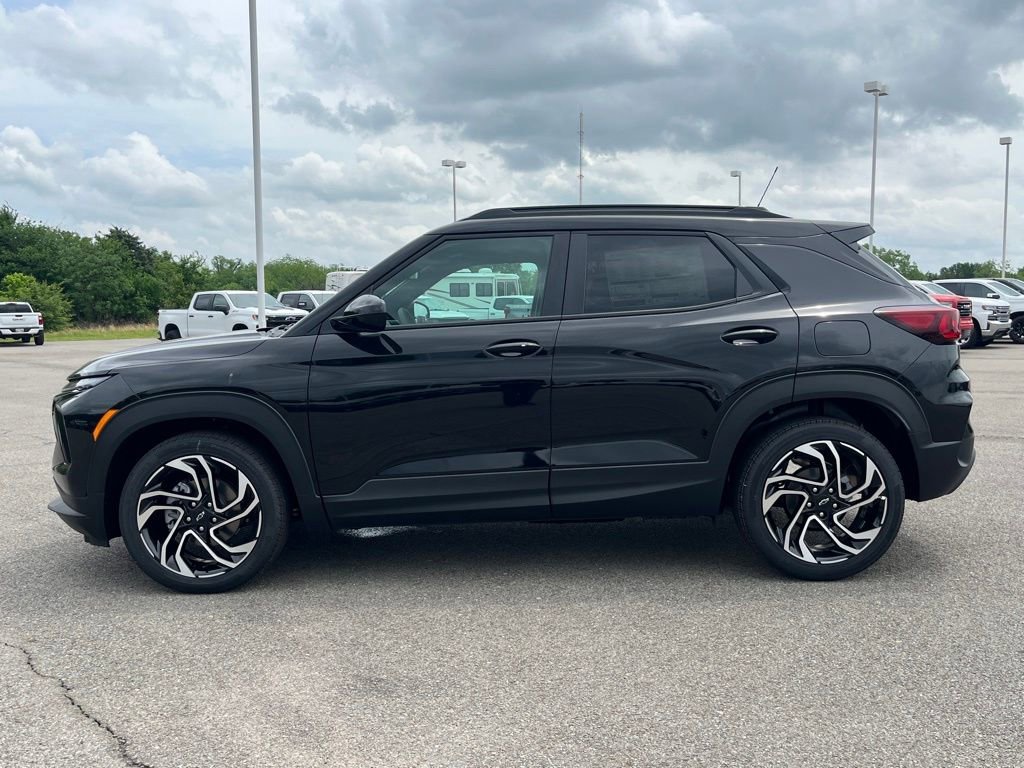 New 2026 Mosaic Black Metallic Chevrolet RS image 2
