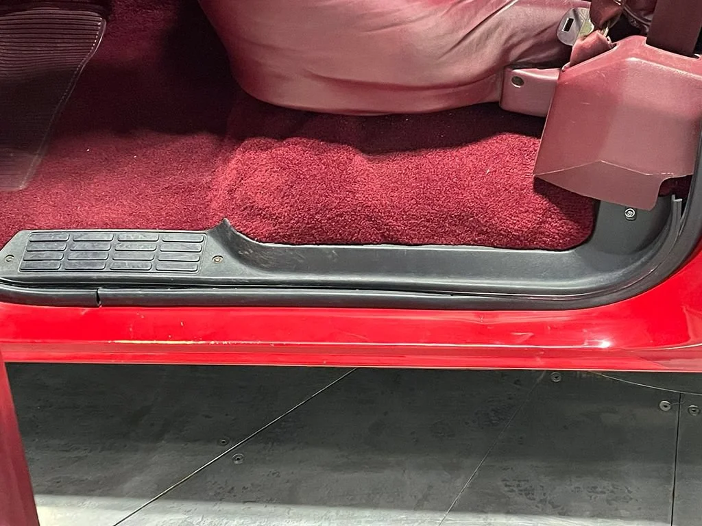 Used 1985  Chevrolet NA image 48