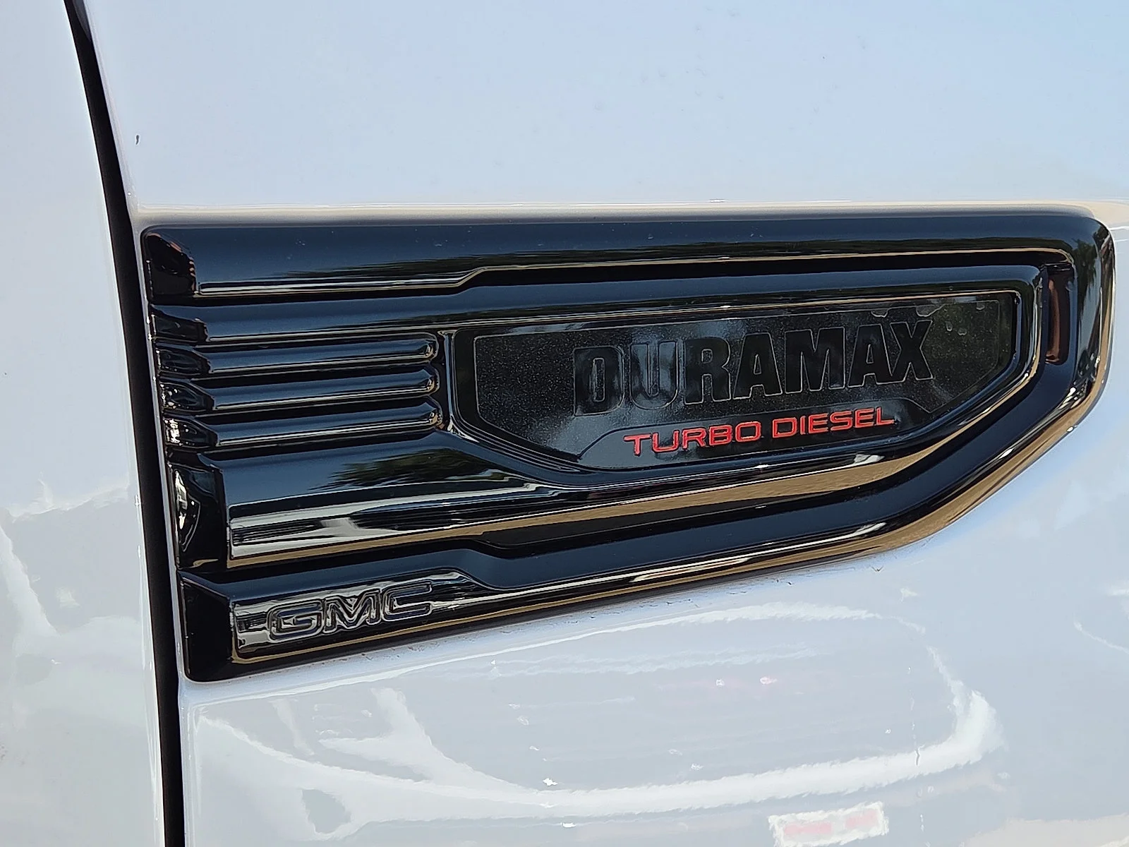 New 2026 Summit White GMC Elevation image 8