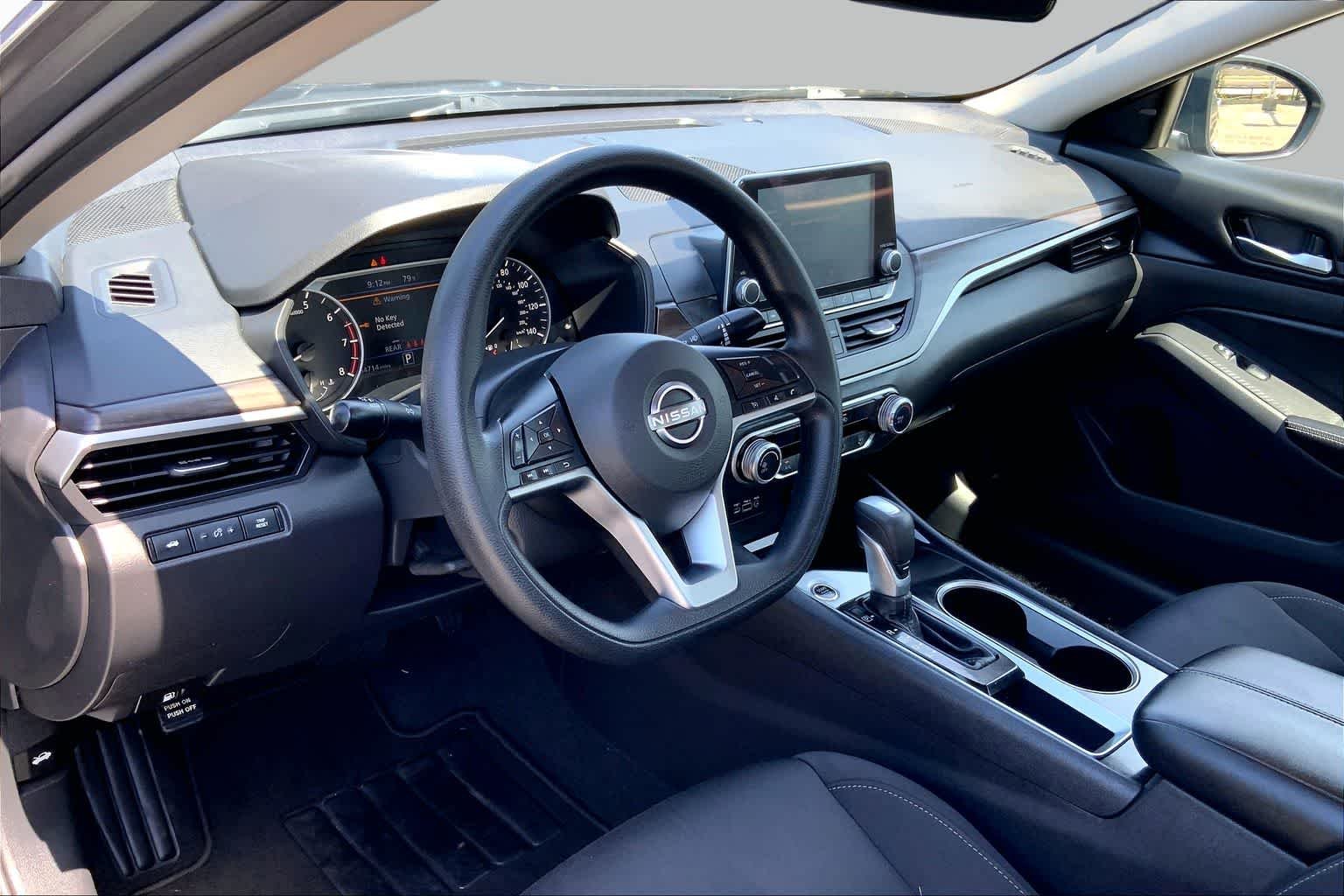 Certified Used 2024 Gun Metallic Nissan 2.5 SV image 15
