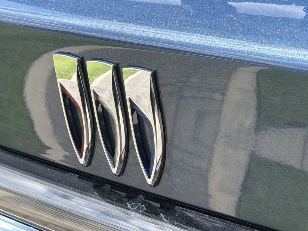 New 2026 Ocean Blue Metallic Buick Avenir image 10
