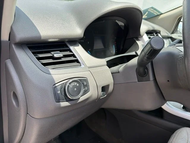 Used 2013 Silver Ford SEL image 18