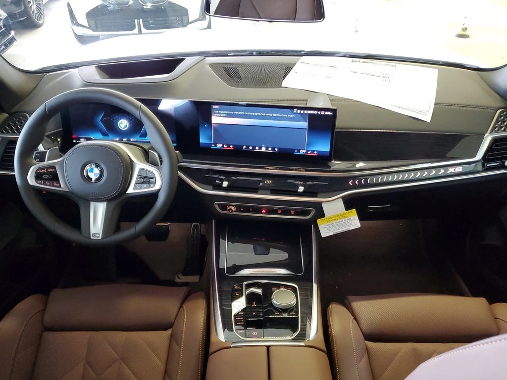 Used 2026 Alpine White BMW sDrive40i image 13