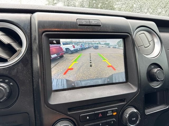 Used 2014  Ford Limited image 11